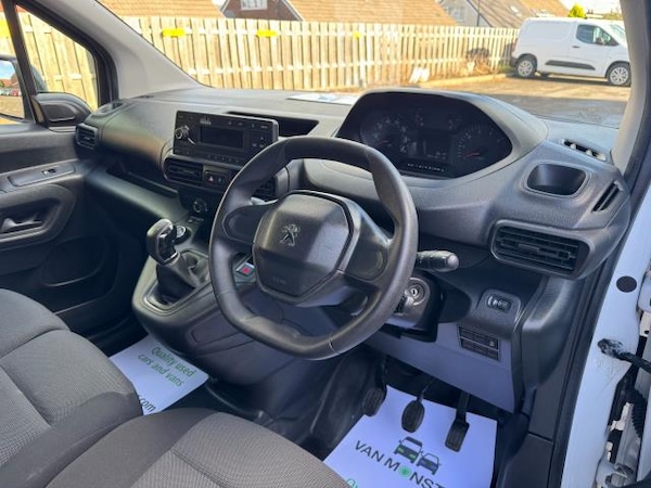 Used Peugeot Partner 2020 for sale - 76127315: Photo 14