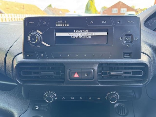 Used Peugeot Partner 2020 for sale - 76127315: Photo 25
