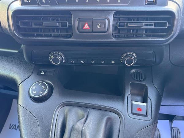 Used Peugeot Partner 2020 for sale - 76127315: Photo 26