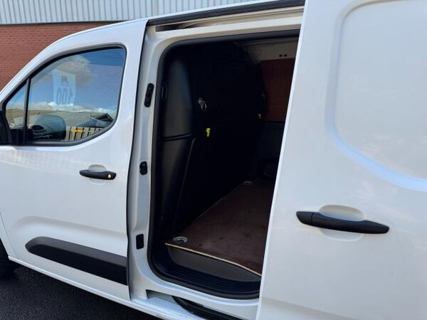 Used Peugeot Partner 2020 for sale - 76127315: Photo 40