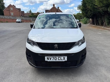 Used Peugeot Partner 2020 for sale - 75241749: Photo