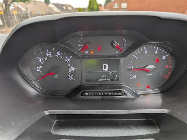 Used Peugeot Partner 2021 for sale - 76127311: Photo 30