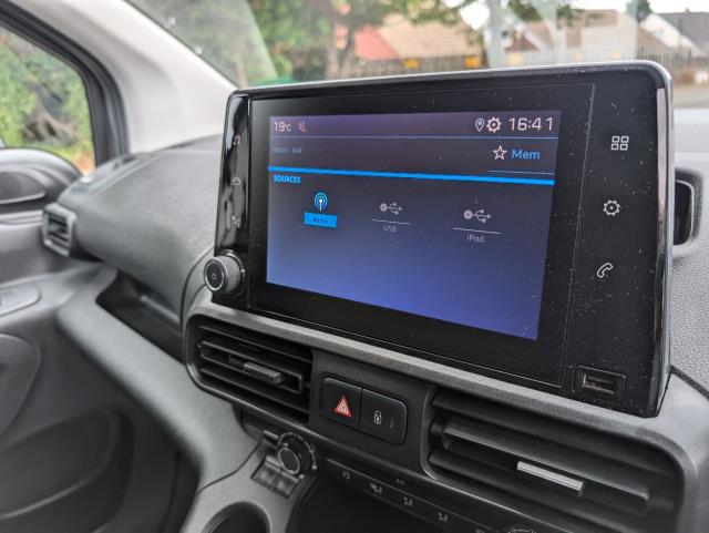 Used Peugeot Partner 2021 for sale - 76127311: Photo 31