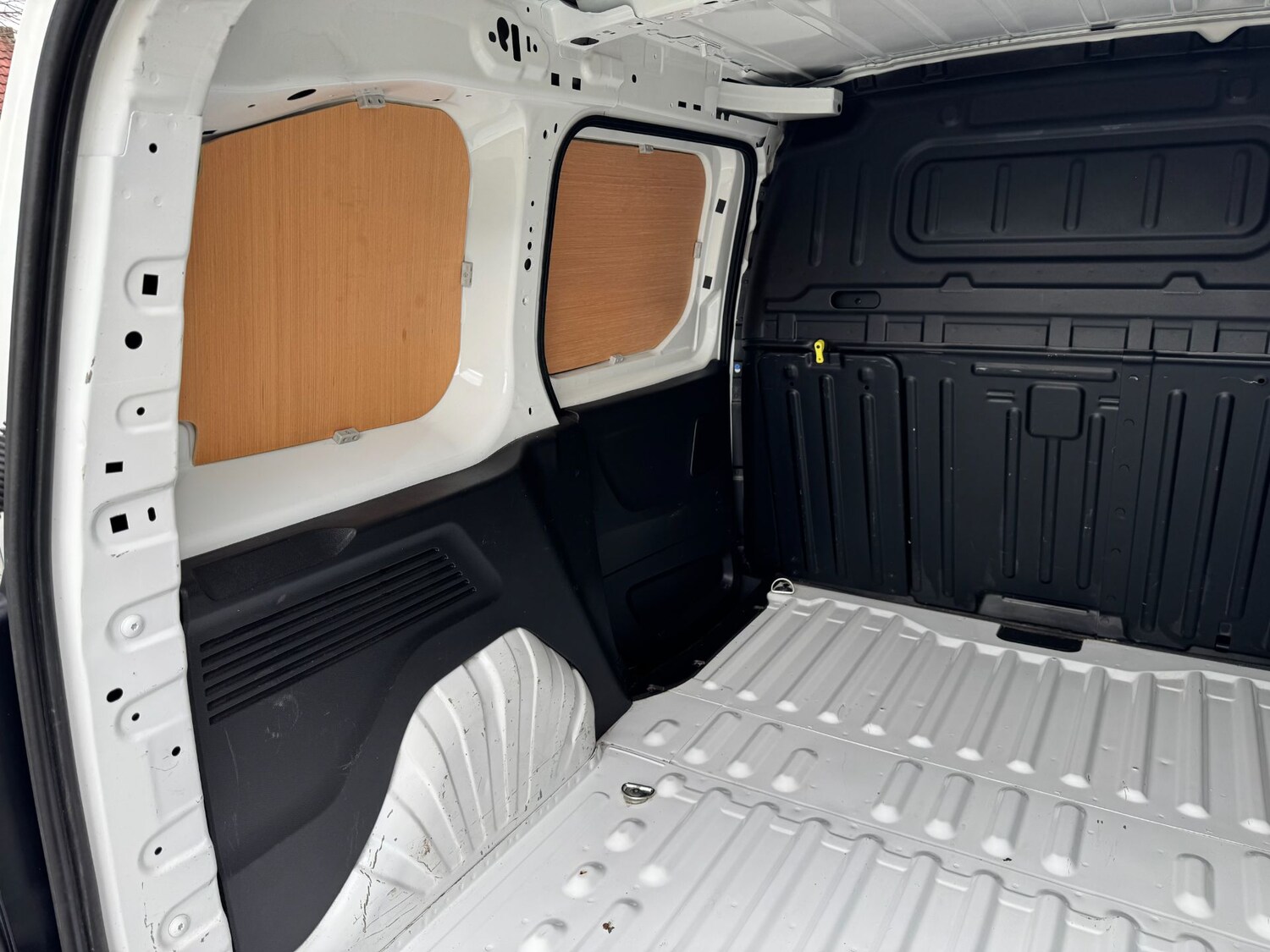 Used Peugeot Partner 2021 for sale - 78028781: Photo 25