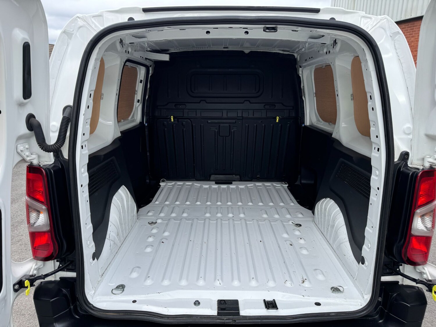 Used Peugeot Partner 2021 for sale - 78028781: Photo 27