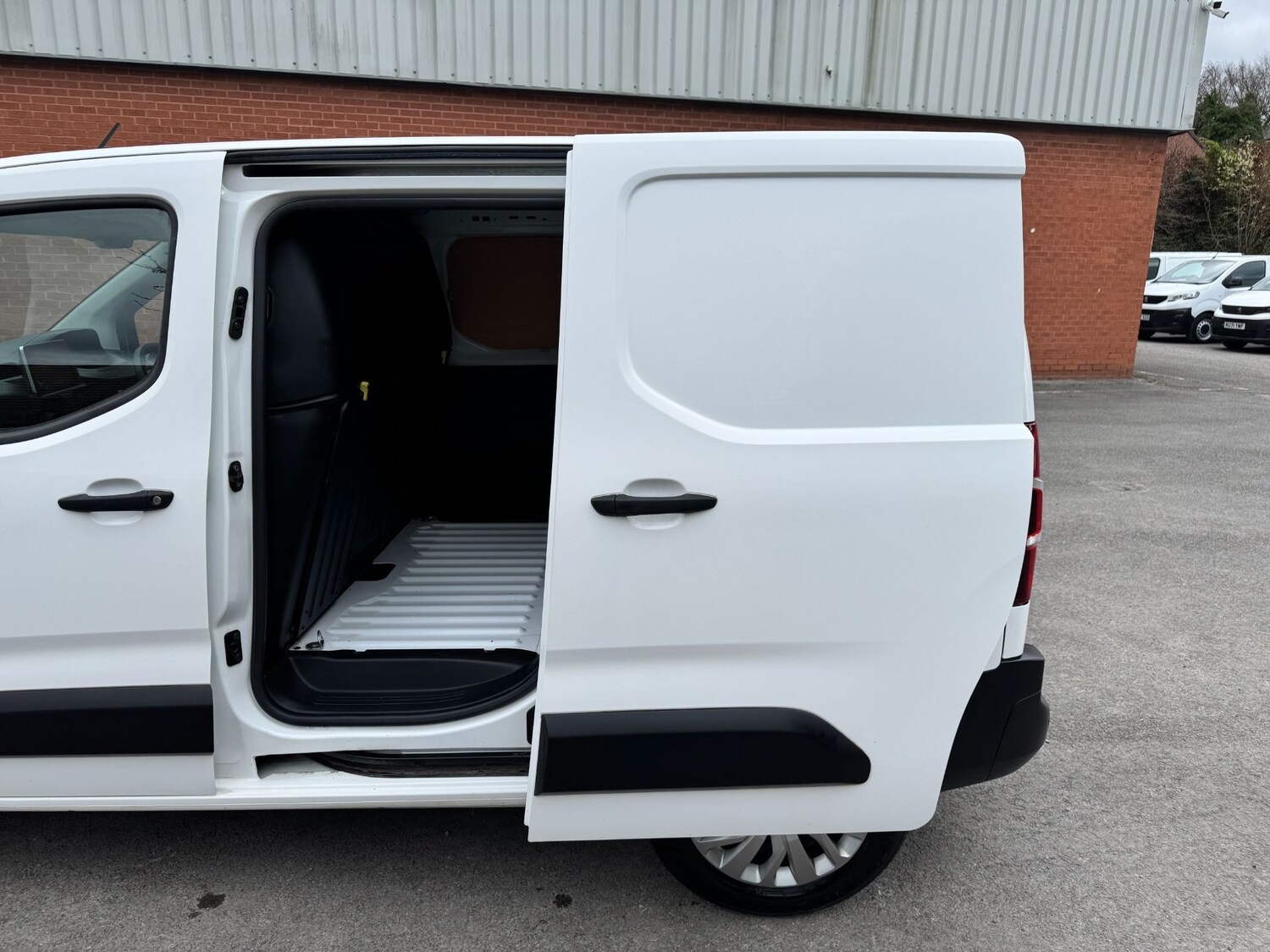 Used Peugeot Partner 2021 for sale - 78028781: Photo 29