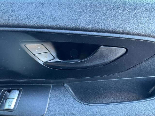 Used Mercedes-Benz Vito 2022 for sale - 76611660: Photo 20