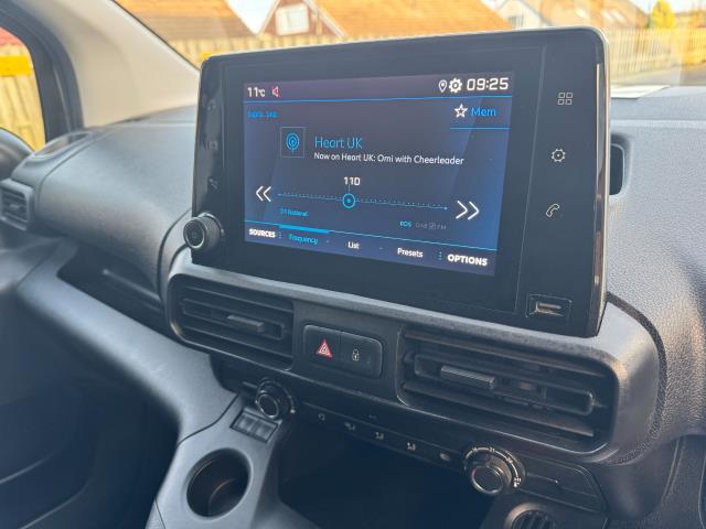 Used Peugeot Partner 2020 for sale - 77220788: Photo 24