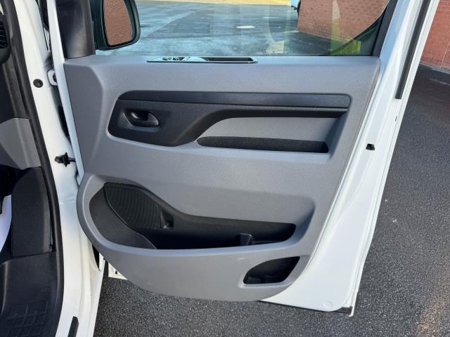 Used Vauxhall Vivaro 2020 for sale - 77501738: Photo 19