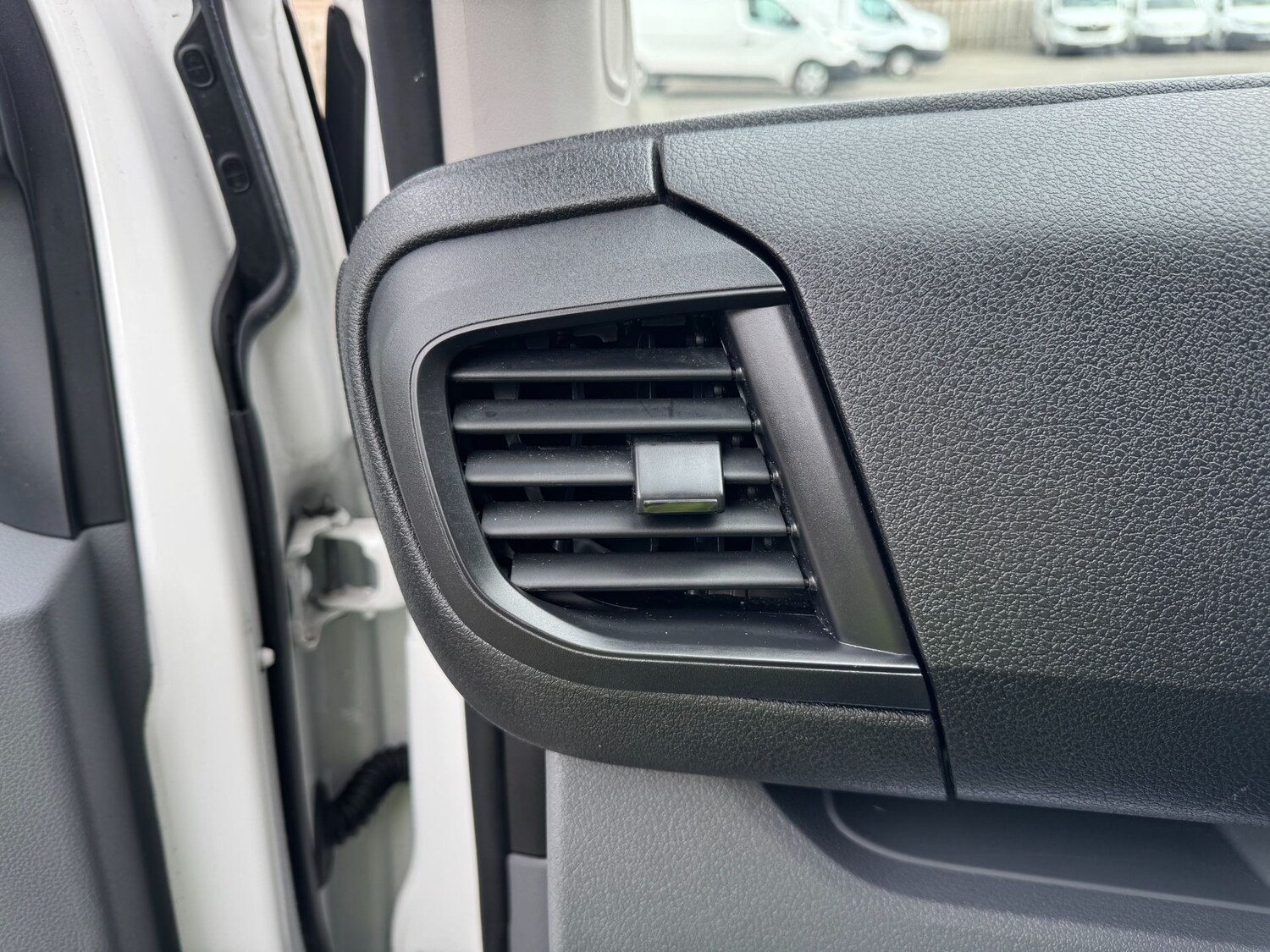 Used Peugeot Expert 2021 for sale - 77747071: Photo 38