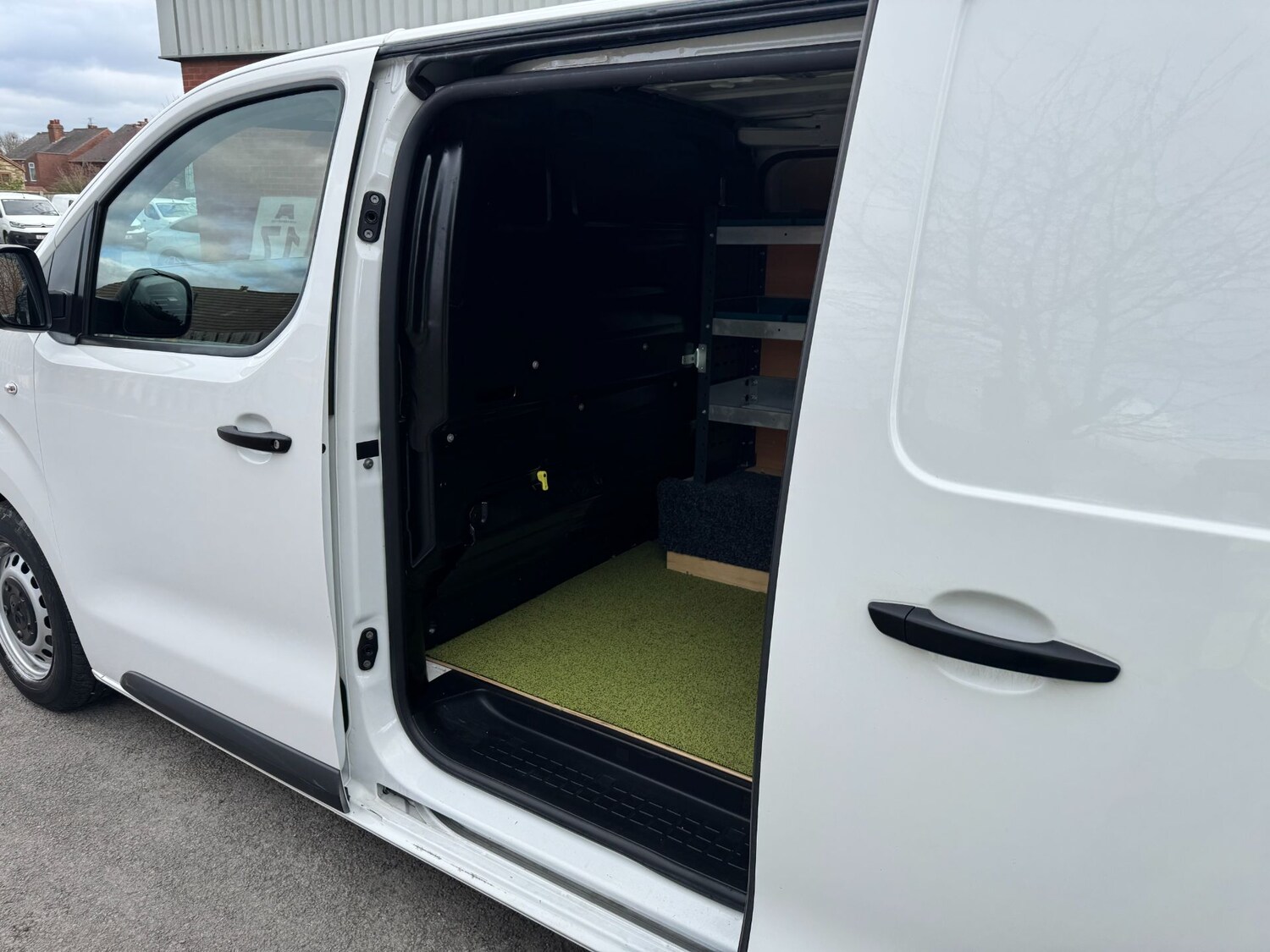 Used Peugeot Expert 2021 for sale - 77747071: Photo 40