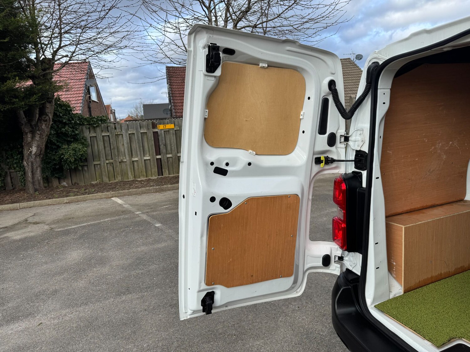 Used Peugeot Expert 2021 for sale - 77747071: Photo 53