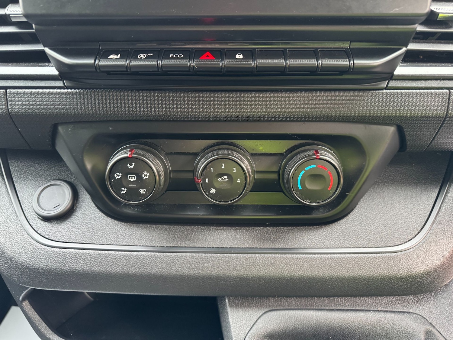 Used Renault Trafic 2022 for sale - 77335928: Photo 30