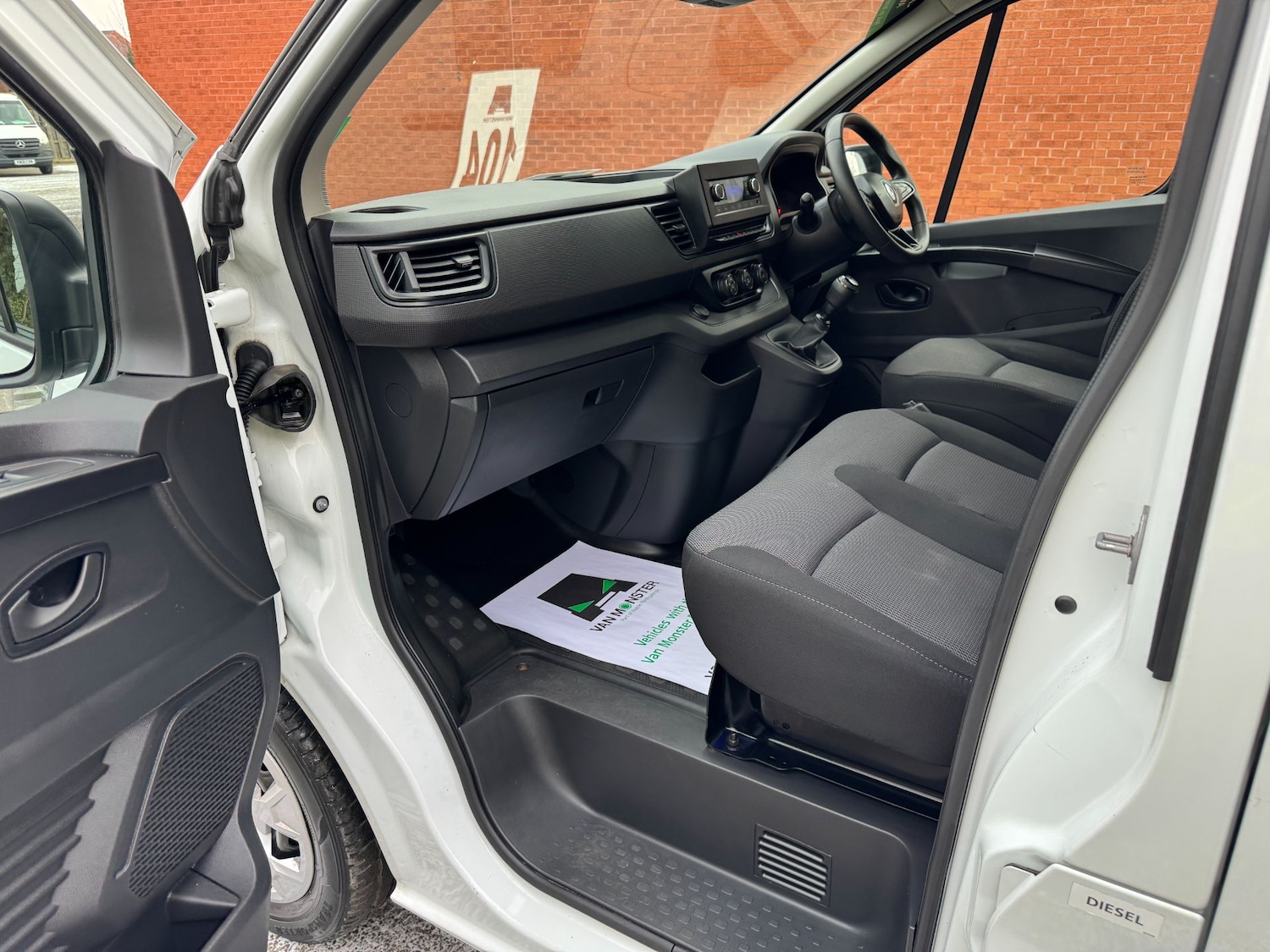 Used Renault Trafic 2022 for sale - 77335928: Photo 33