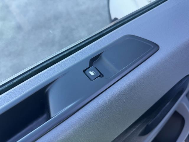 Used Peugeot Expert 2019 for sale - 77138530: Photo 37