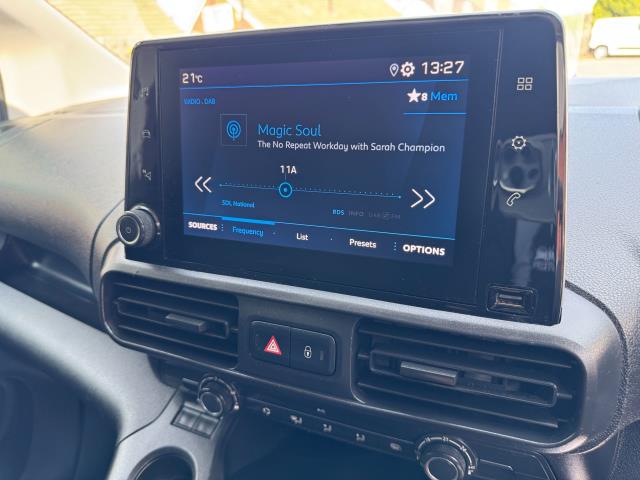 Used Peugeot Partner 2020 for sale - 76706505: Photo 23