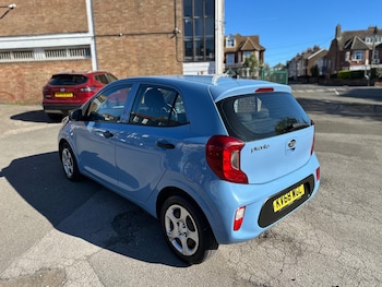Used Kia Picanto 2018 for sale - 79012451: Photo