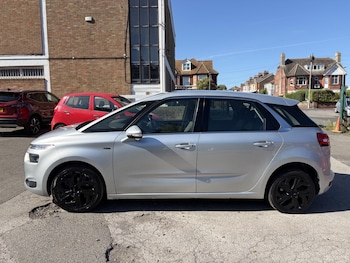 Used Citroen C4 Picasso 2015 for sale - 79049920: Photo