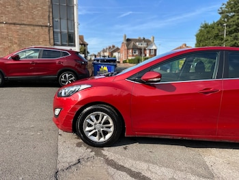 Used Hyundai i30 2015 for sale - 79180689: Photo