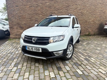 Used Dacia Sandero Stepway 2015 for sale - 78723234: Photo