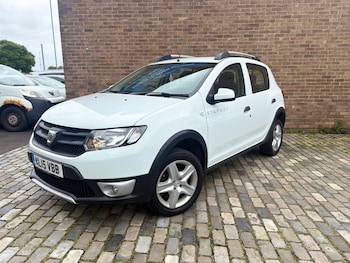 Used Dacia Sandero Stepway 2015 for sale - 78723234: Photo