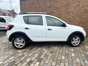 Used Dacia Sandero Stepway 2015 for sale - 78723234: Photo