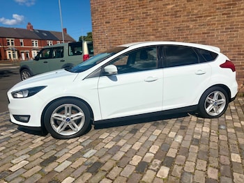 Used Ford Focus 2015 for sale - 79429936: Photo