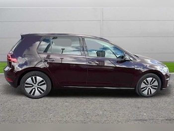 Used Volkswagen Golf 2018 for sale - 75759216: Photo