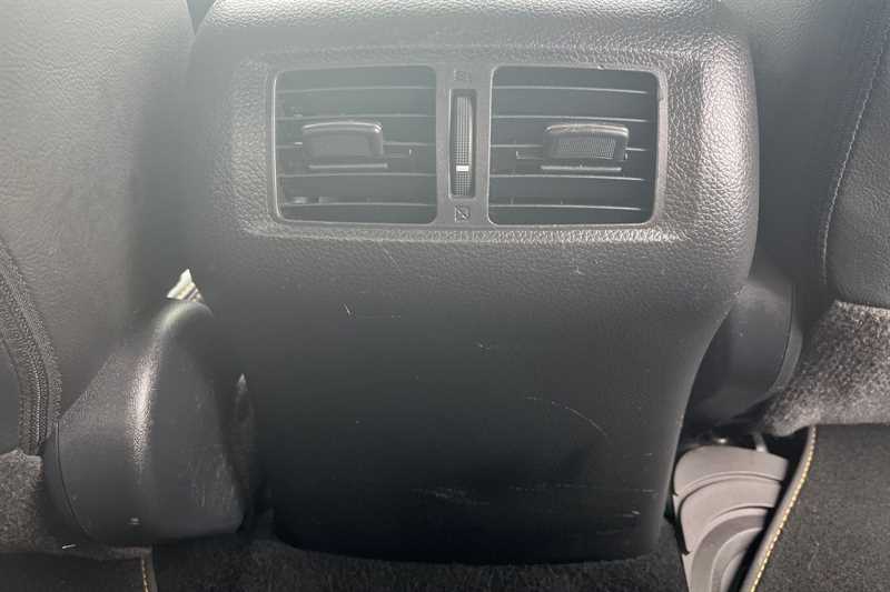 Vehicle 33