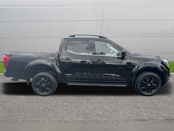 Used Nissan Navara 2019 for sale - 75452054: Photo