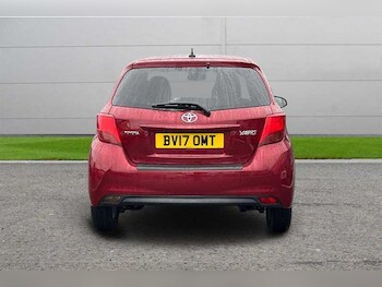 Used Toyota Yaris 2017 for sale - 77560830: Photo