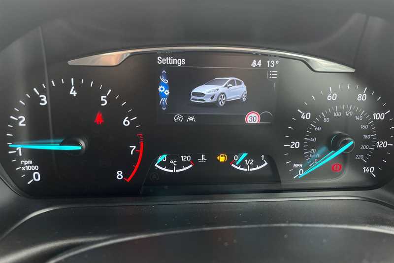 Used Ford Fiesta 2018 for sale - 76888997: Photo 14