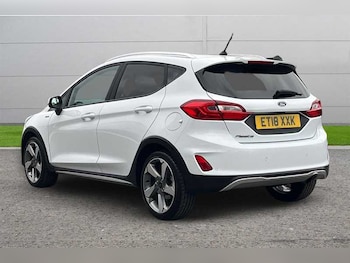 Used Ford Fiesta 2018 for sale - 76888997: Photo