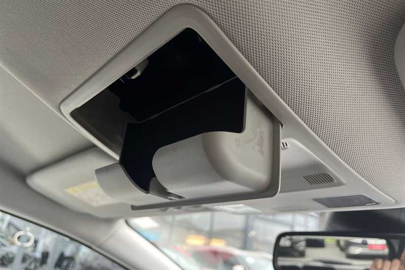 Used Ford Fiesta 2018 for sale - 76888997: Photo 32