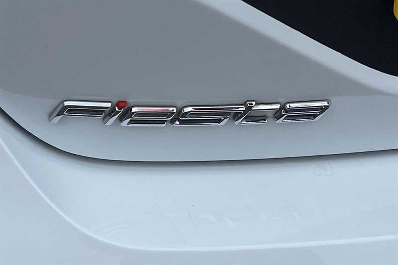 Used Ford Fiesta 2018 for sale - 76888997: Photo 34