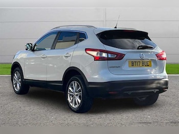 Used Nissan Qashqai 2017 for sale - 76668390: Photo