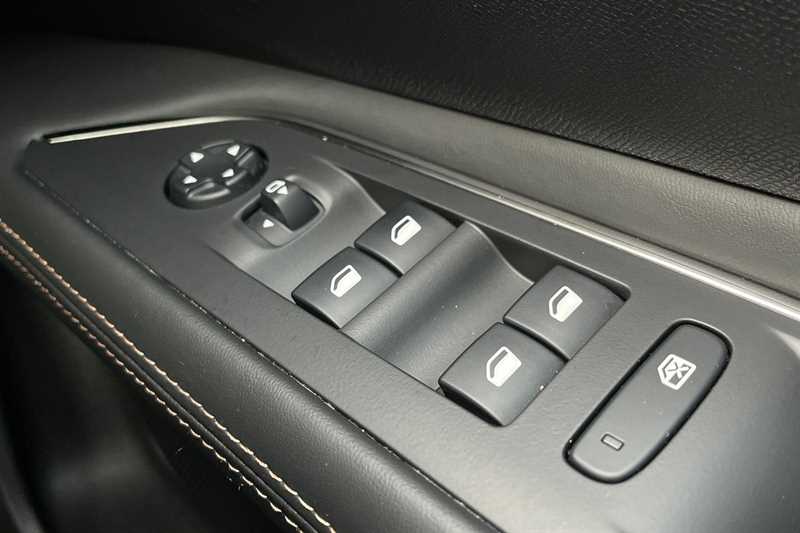 Used Peugeot 3008 2017 for sale - 77293614: Photo 18