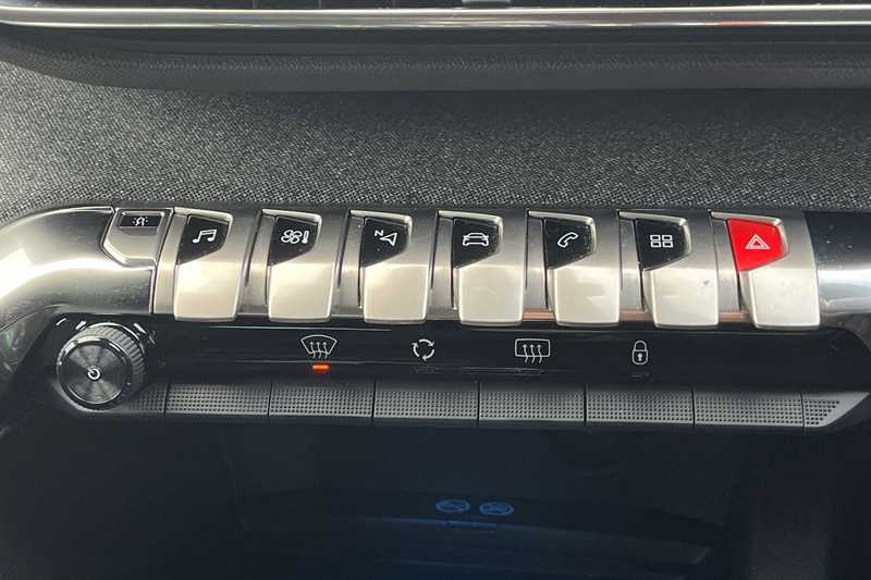 Used Peugeot 3008 2017 for sale - 77293614: Photo 25