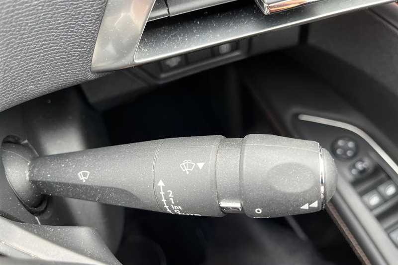 Used Peugeot 3008 2018 for sale - 76155268: Photo 24