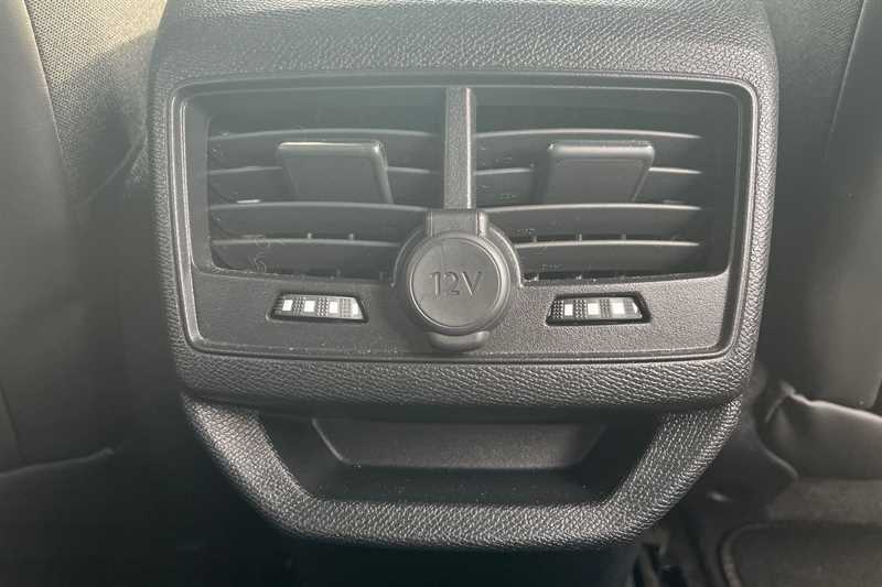 Used Peugeot 3008 2018 for sale - 76155268: Photo 37