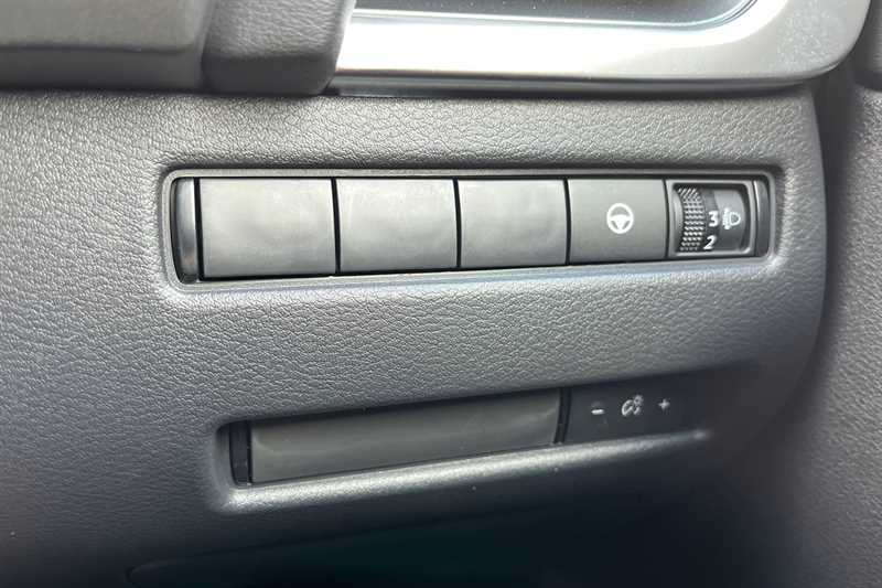 Used Nissan Qashqai 2025 for sale - 77894084: Photo 32