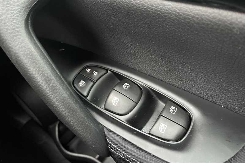 Used Nissan Qashqai 2021 for sale - 76804357: Photo 18