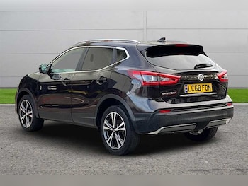 Used Nissan Qashqai 2018 for sale - 76155237: Photo