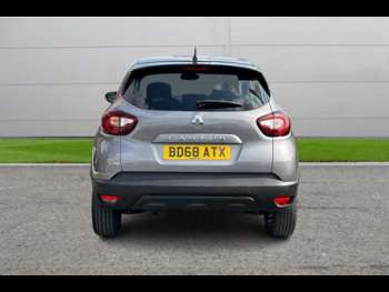 Used Renault Captur 2018 for sale - 74880391: Photo