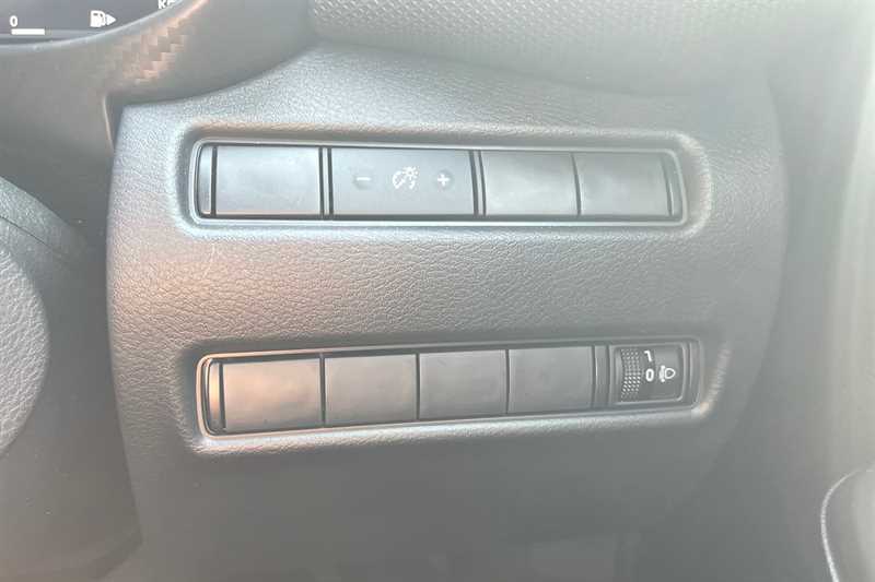 Used Nissan Juke 2024 for sale - 77099348: Photo 30