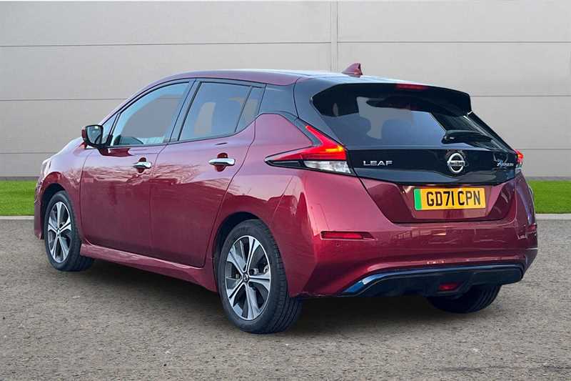 Used Nissan Leaf 2022 for sale - 76978111: Photo 2