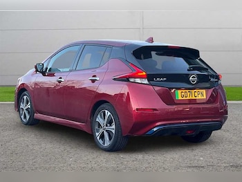 Used Nissan Leaf 2022 for sale - 76978111: Photo