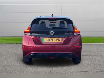 Used Nissan Leaf 2022 for sale - 76978111: Photo