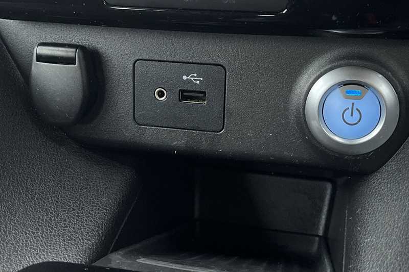 Used Nissan Leaf 2018 for sale - 76875243: Photo 31