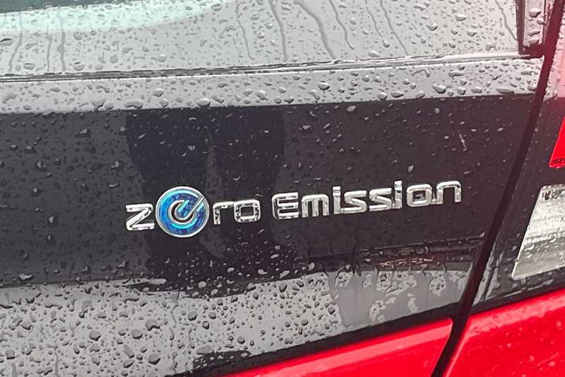 Used Nissan Leaf 2018 for sale - 76875243: Photo 34